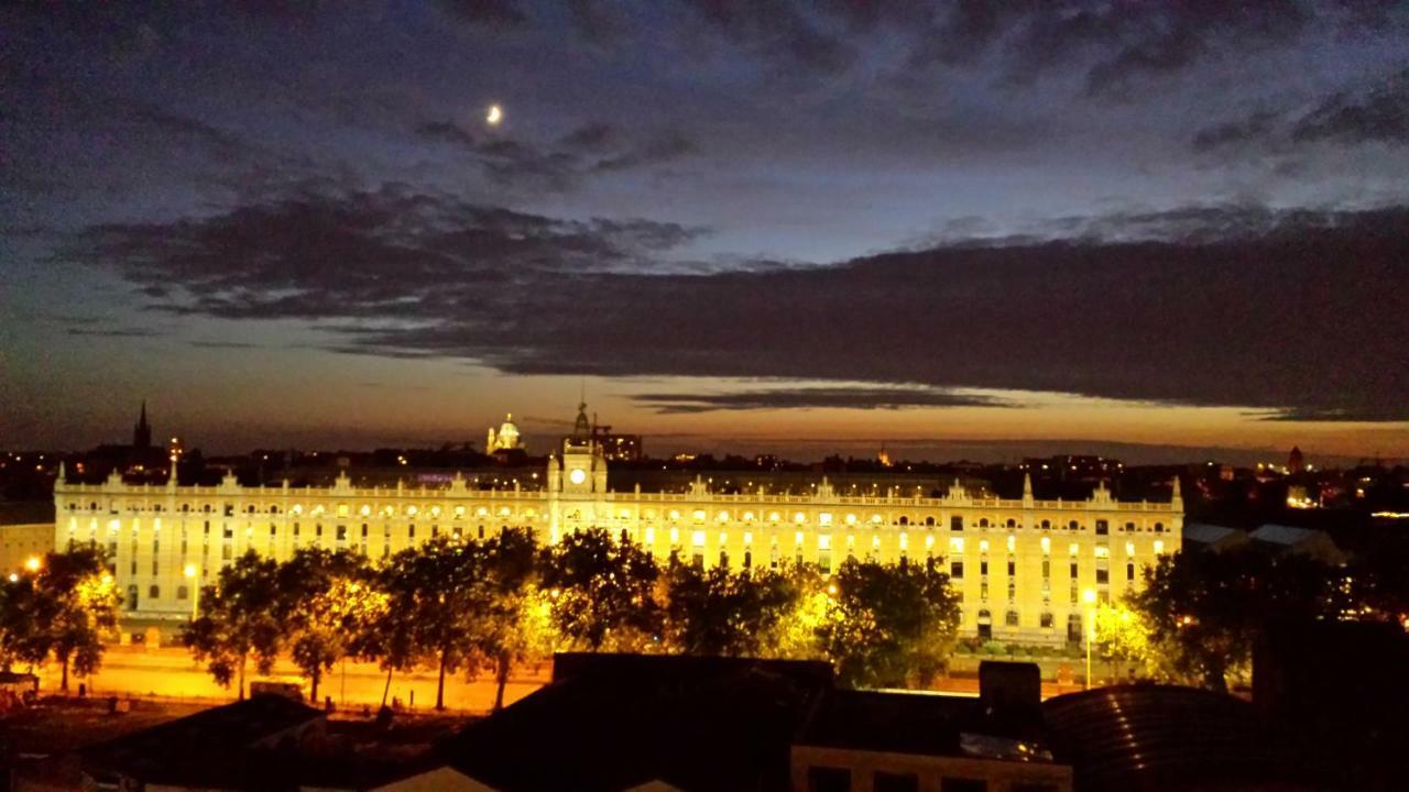Romantic Room In Brussels Sky Zewnętrze zdjęcie